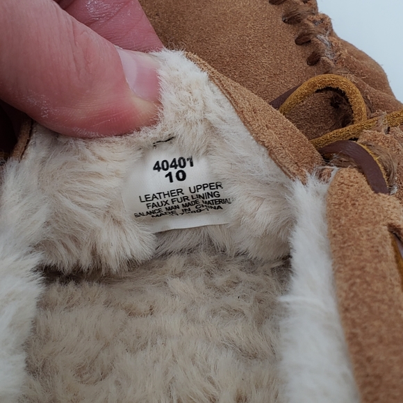 Minnetonka Women's Britt Trapper Slipper - Picture 14 of 15